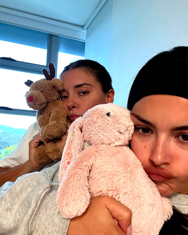 oliviaphillipps instagram image archive image