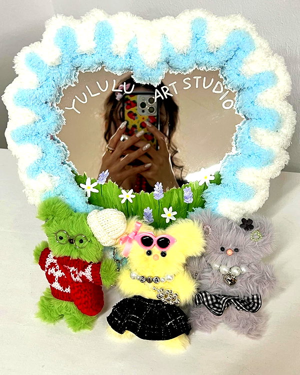 dear.zia instagram image archive image