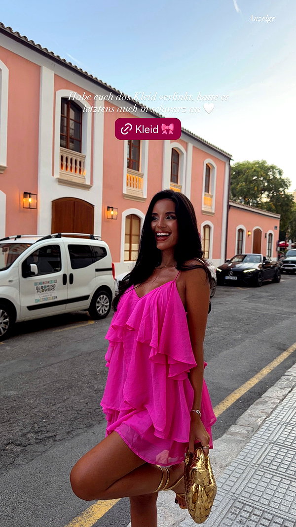 zoeliss instagram image archive image