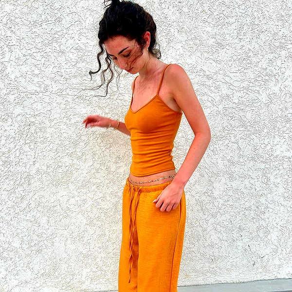 elizabrowne_ instagram image archive image