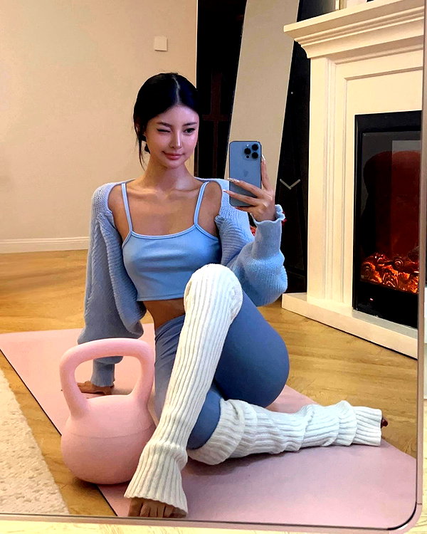 ll.lu1s instagram image archive image