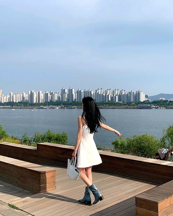 daxbin instagram image archive image