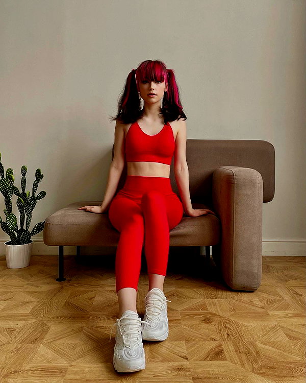 eva.mosevichhh instagram image archive image