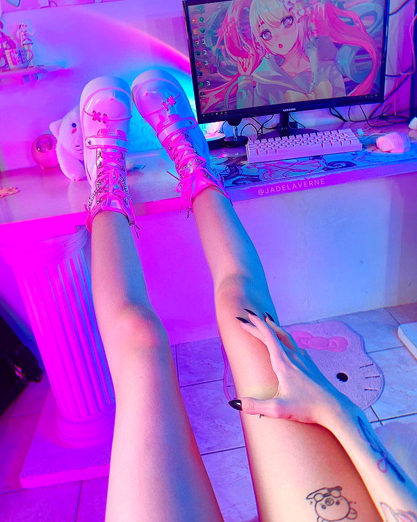jadelaverne instagram image archive image