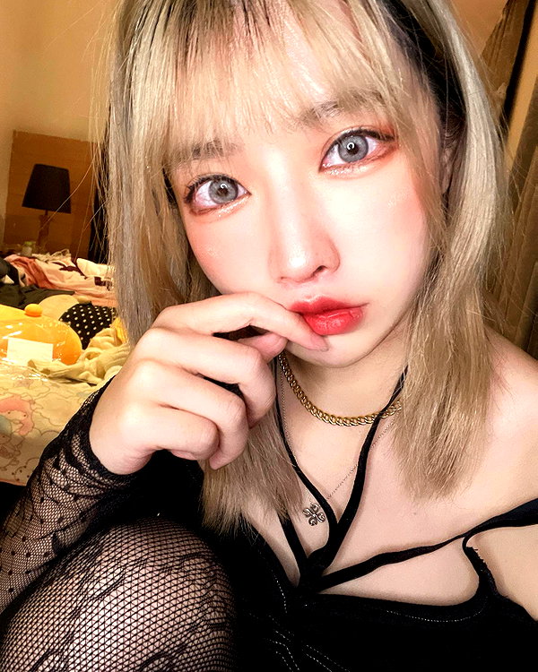 erokochiba instagram image archive image