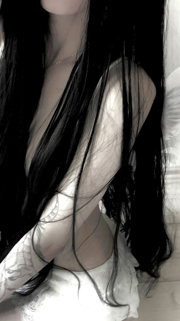 annaemiliaz instagram image archive image