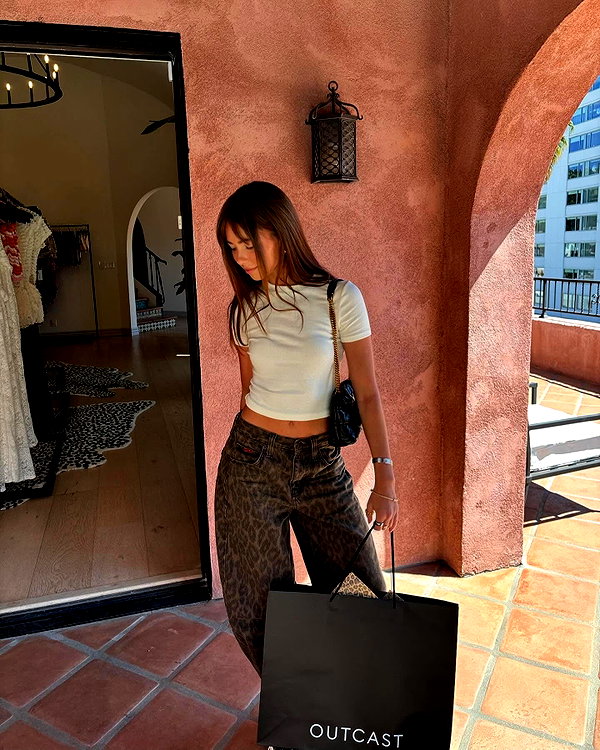 chloerosenbaum instagram image archive image