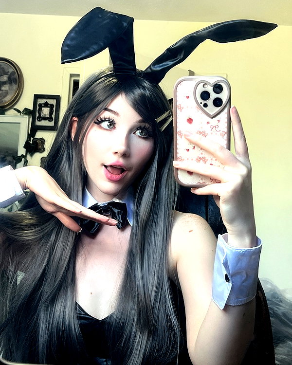 danielle.mercedie instagram image archive image