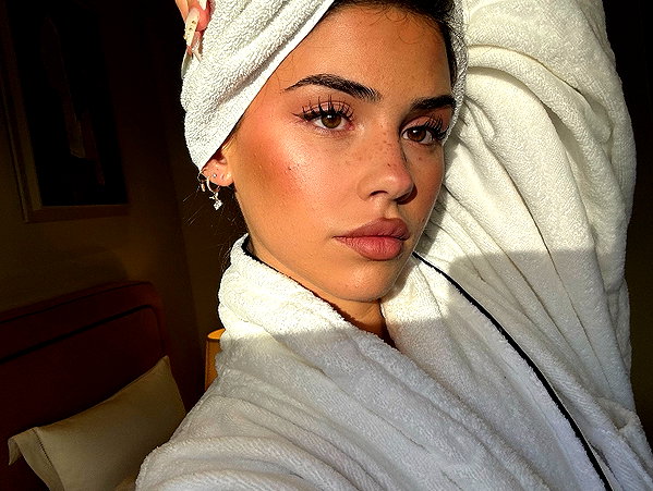leahhalton instagram image archive image