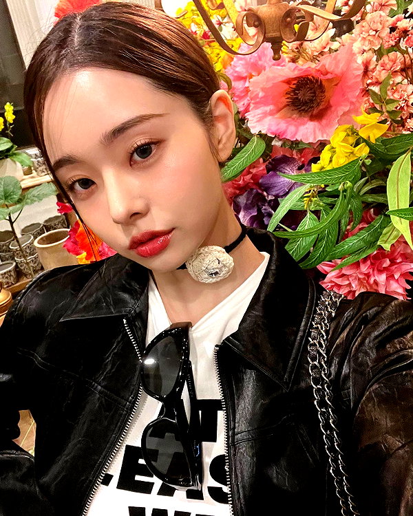 dear.zia instagram image archive image