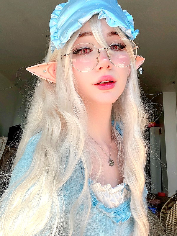 danielle.mercedie instagram image archive image
