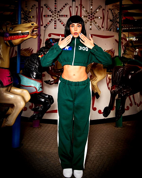 maya.keyy instagram image archive image