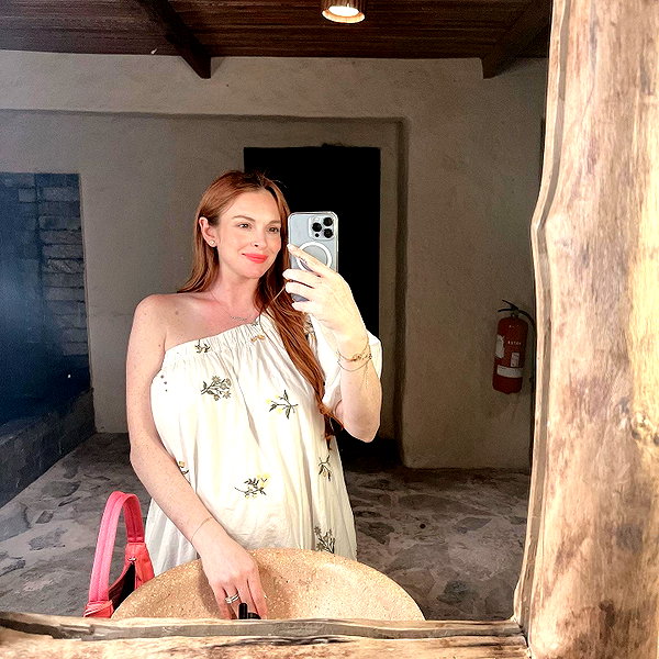 lindsaylohan instagram image archive image