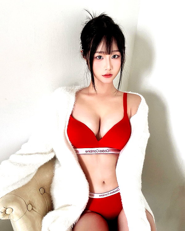 lai_931201 instagram image archive image