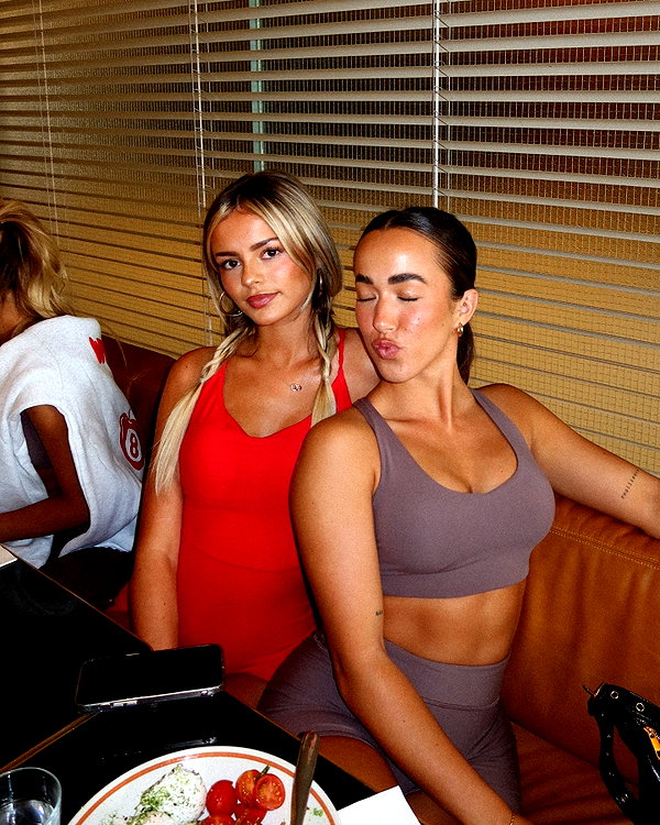 brontesheppeard instagram image archive image