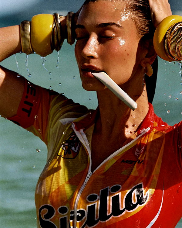 haileybieber instagram image archive image