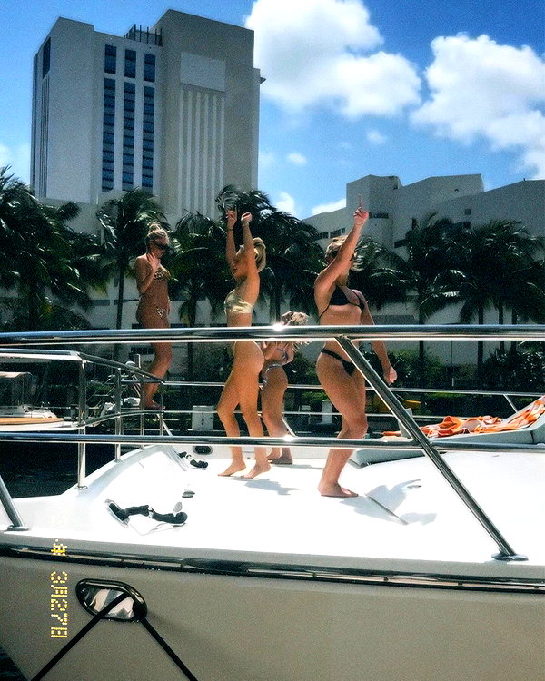 iamsydneythomas instagram image archive image