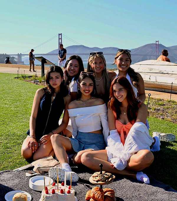 julia_ruelas instagram image archive image