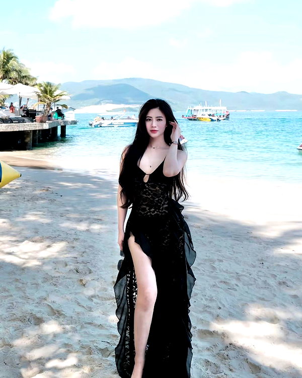 lyhythuedoxinh instagram image archive image