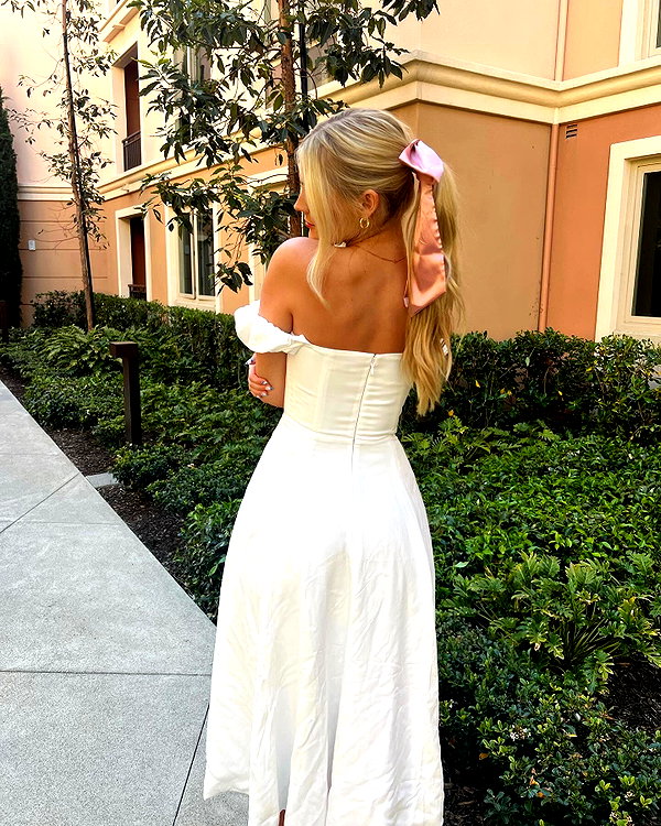 allie_dunn instagram image archive image