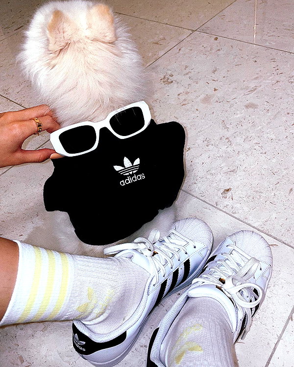 dear.zia instagram image archive image