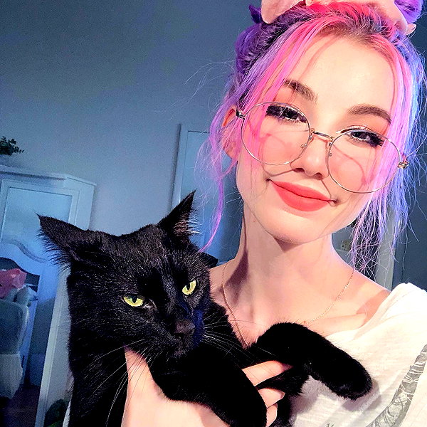 danielle.mercedie instagram image archive image