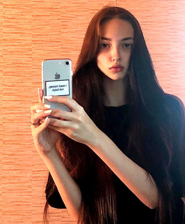 kriskaik instagram image archive image