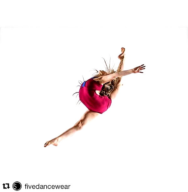 ellianawalmsley instagram image archive image