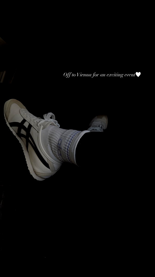zoeliss instagram image archive image