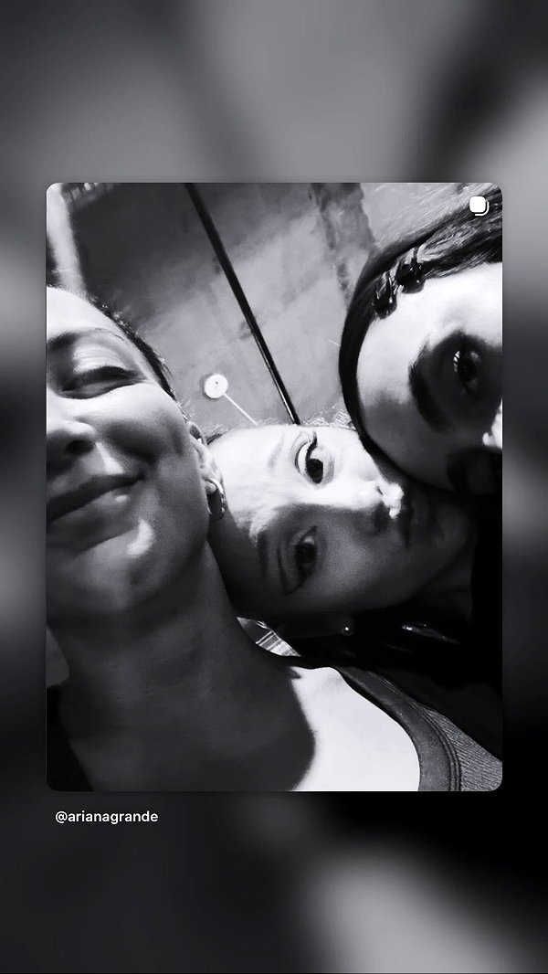 arianagrande instagram image archive image