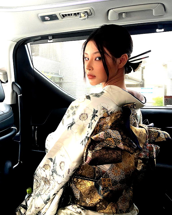 ll.lu1s instagram image archive image