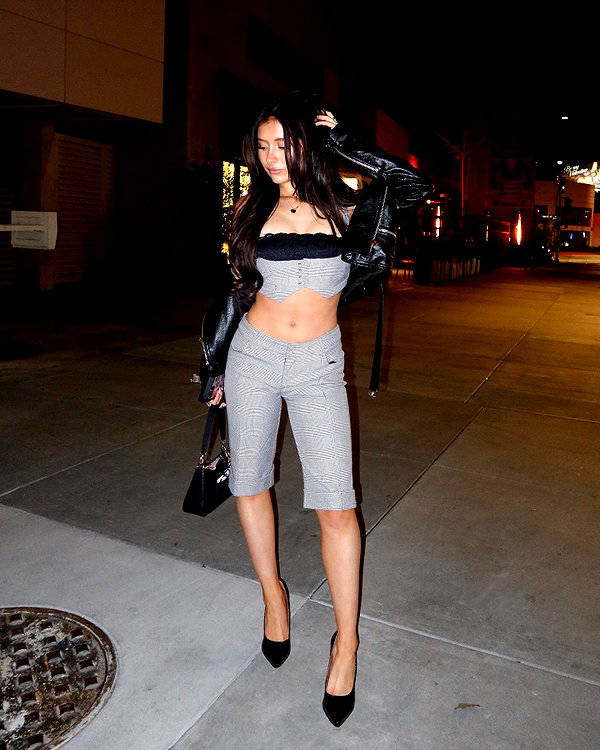 ellianawalmsley instagram image archive image
