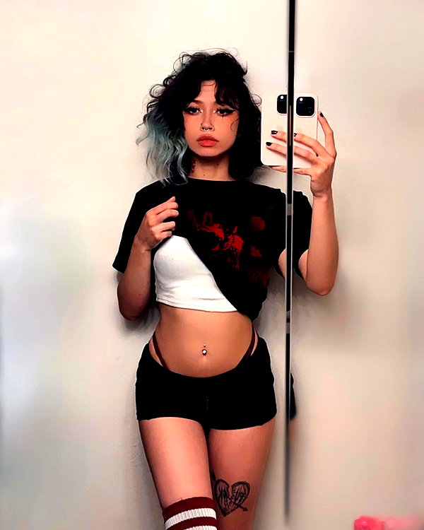 newmakeupgoddess instagram image archive image