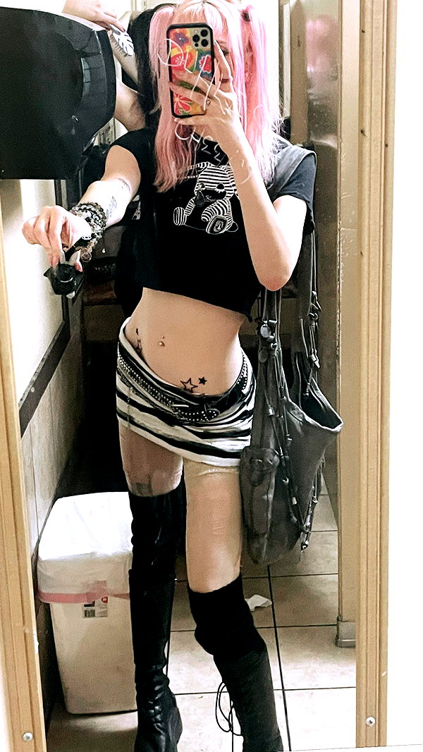 haileylayfield instagram image archive image