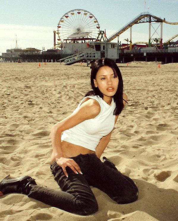 leonanaomii instagram image archive image