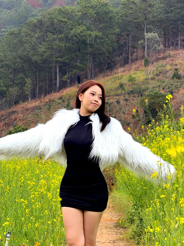 lyhythuedoxinh instagram image archive image