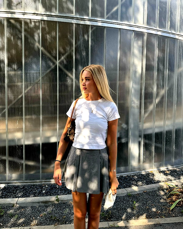 lilih instagram image archive image