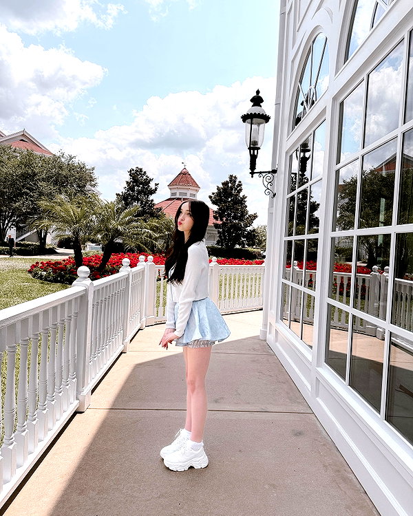 1uvgabi instagram image archive image