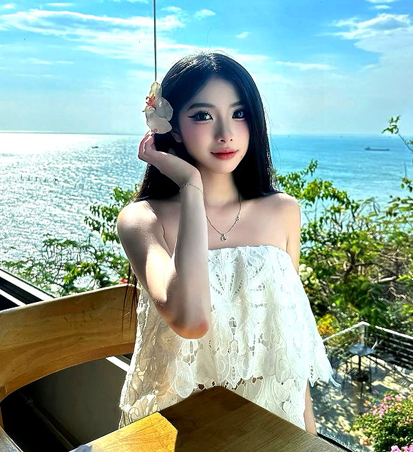 lyhythuedoxinh instagram image archive image