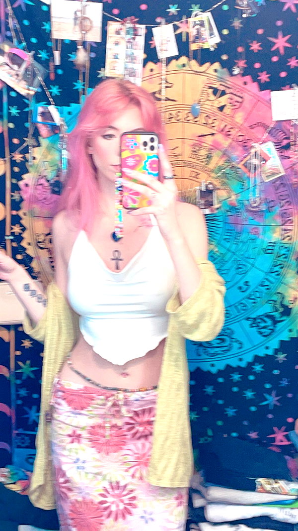 haileylayfield instagram image archive image