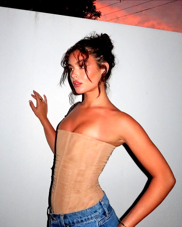 oliviaphillipps instagram image archive image