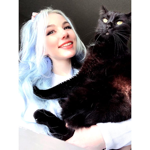 danielle.mercedie instagram image archive image
