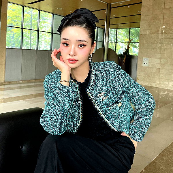dear.zia instagram image archive image