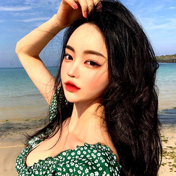 daxbin instagram image archive image