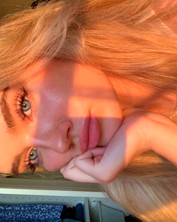 baddiesessence instagram image archive image