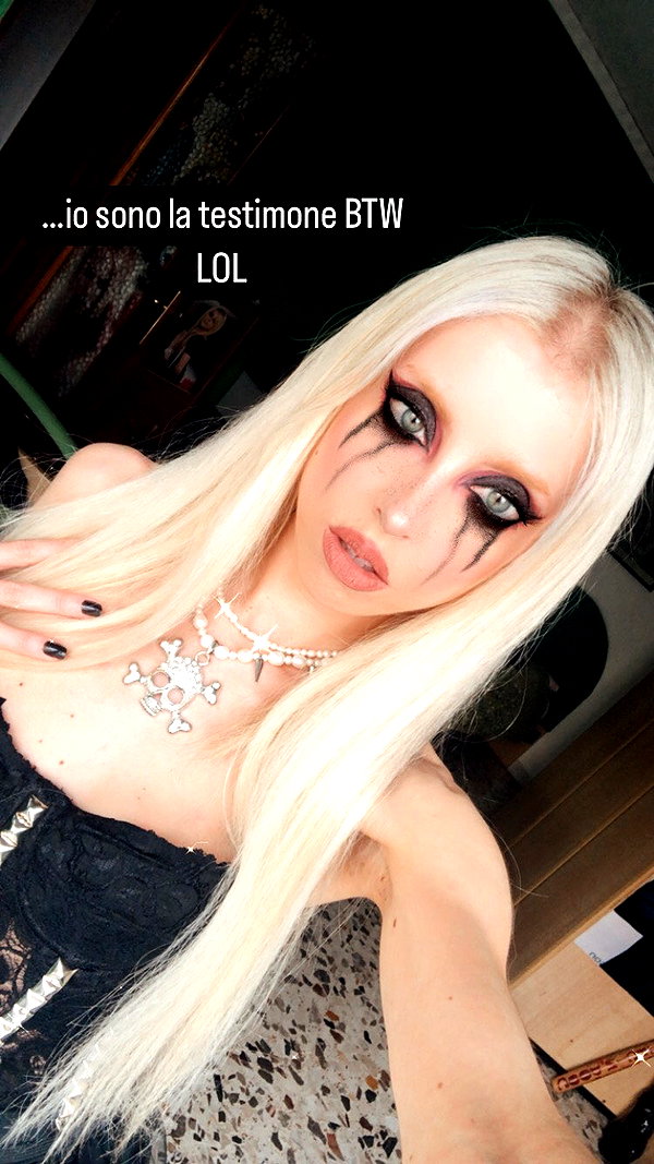 roxiechelon2 archive image