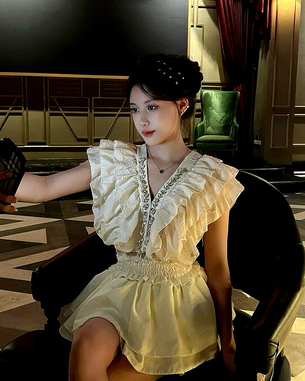 lyhythuedoxinh instagram image archive image