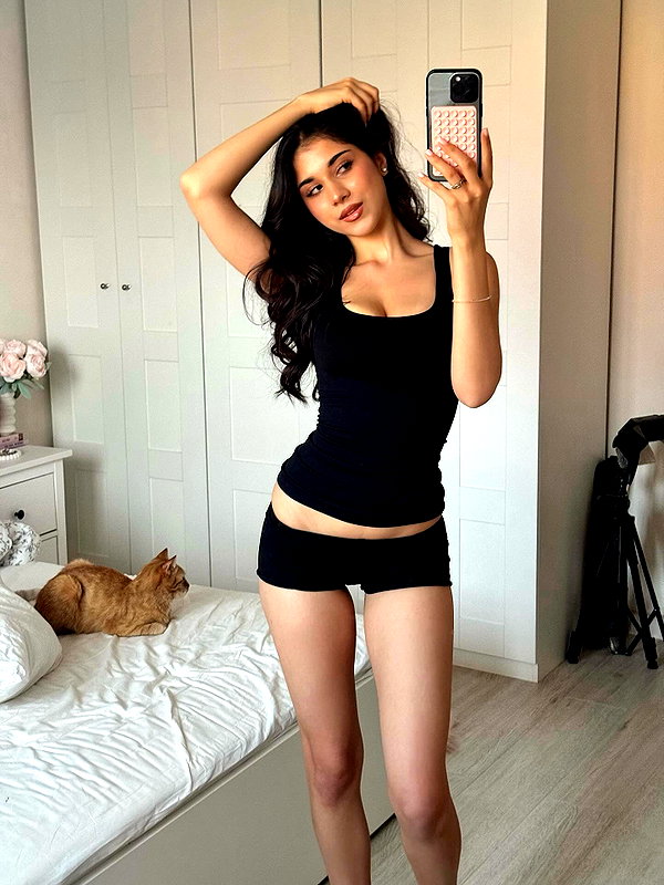 owlydiaa instagram image archive image