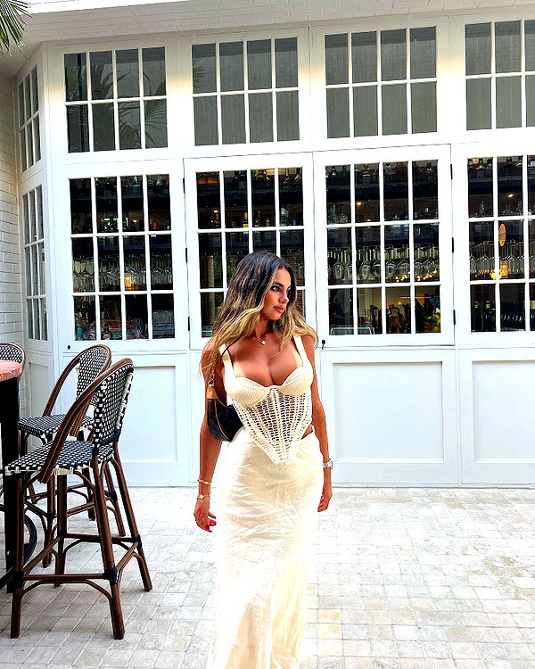 godbless_jess instagram image archive image
