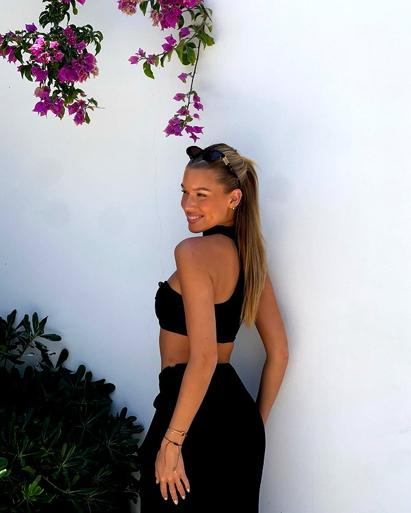 sophiebatzloff instagram image archive image